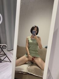 joycerose : 恥骨大開不怕有人進來看的我的騷樣😏😏