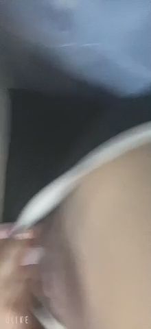 lovemecat : 真理褲色色
真理褲裡面沒有東西好色喔💕