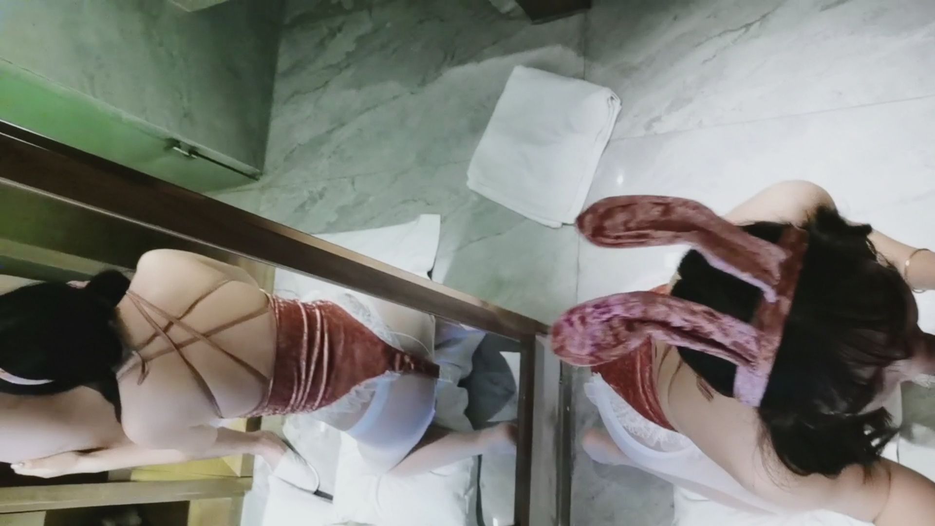 nanabae : 櫥窗兔女郎色誘💋