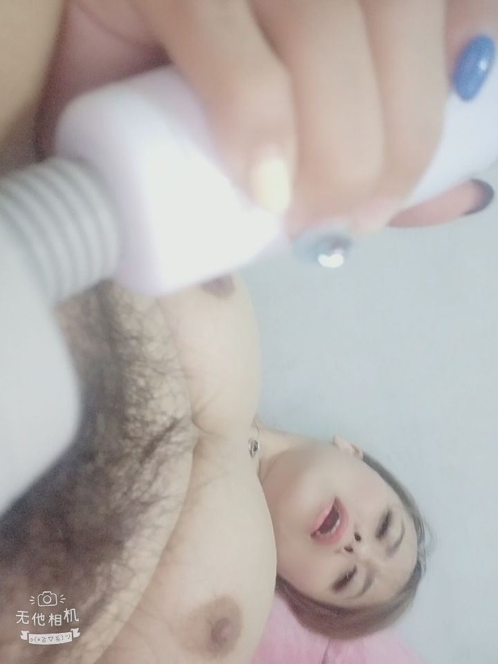 babecindy : 愛乳多一點暗黑版之巨乳慰慰