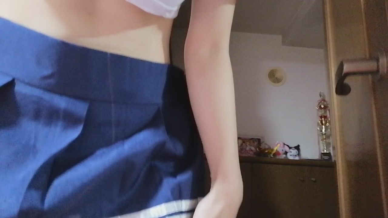 n******a : 制服底下的胸器 #制服 #美乳 #Uniform #Busty