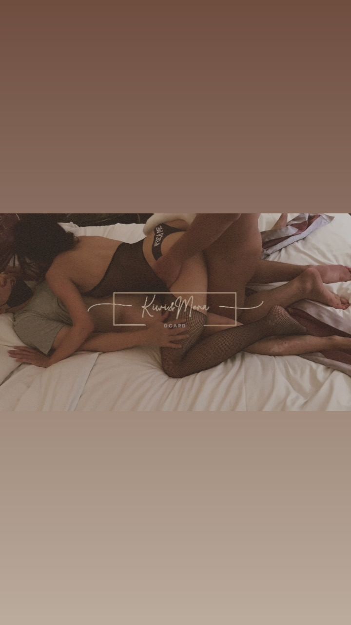 mona5269 : 第一次體驗雙穴的時候🥵🥵