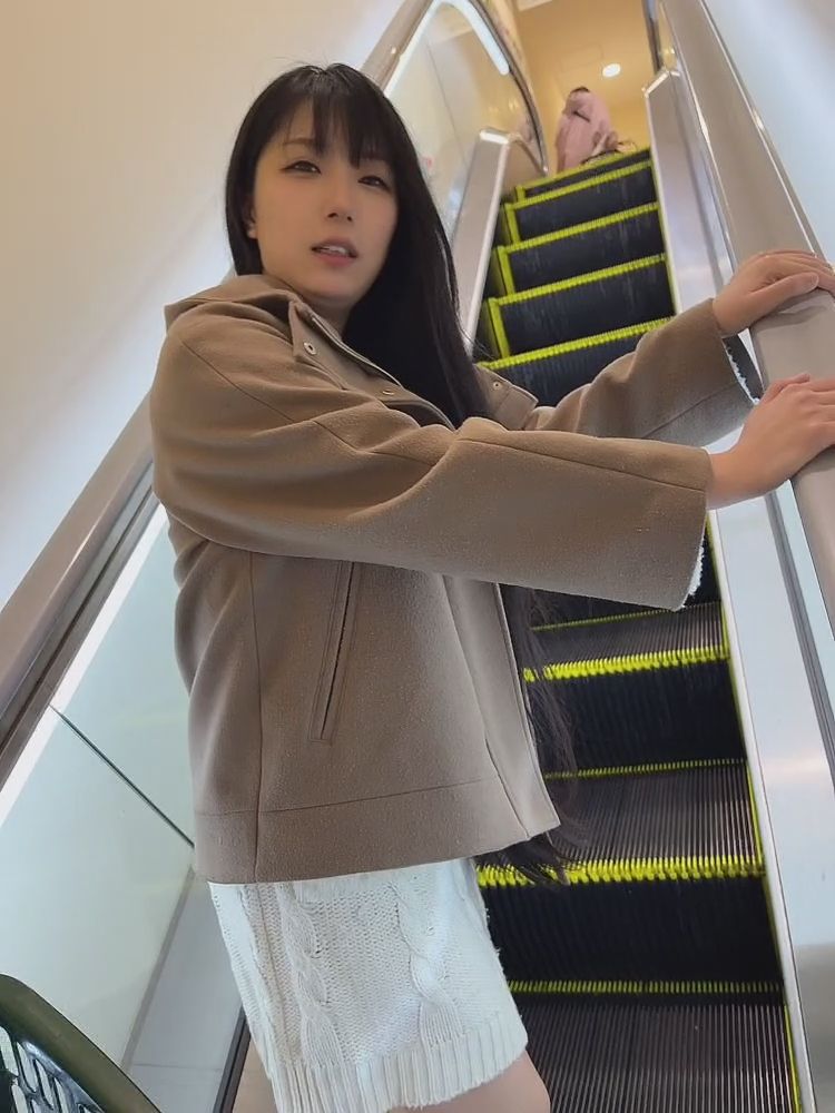 chiori_chan : ちょっと！！！！

どこ見てたのよ！！！