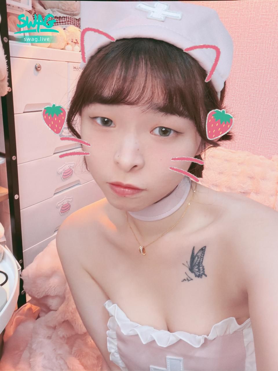 sexylinli : 10/7（三）21:30 小護士誘惑日🍓
達10萬鑽💎跳蛋慰慰💦
#主題直播