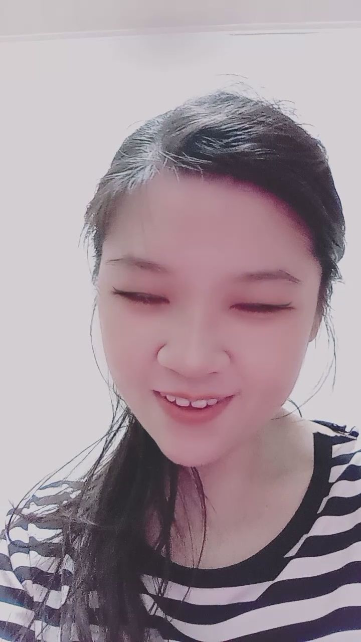  : 近距離的甜美對話，把最燦爛的笑容留給鏡頭前的你。✨ #互動 #甜美 #治癒系