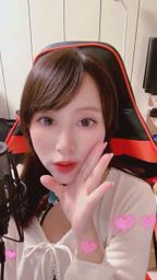 mini_1213 : 這樣近距離看著你,心跳加速了嗎?💓 #近距離 #互動 #直播日常