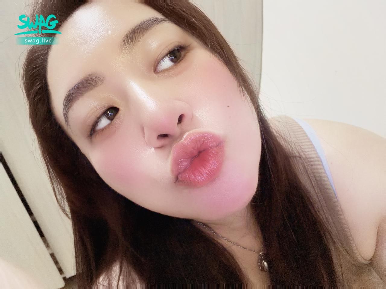 kk_han : 韓的嘴唇🫦就問你想不想親💋
