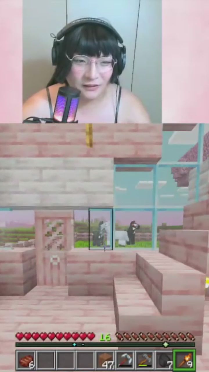  : 建築大成功！看到成果的那一刻真的超有成就感🌸🏠 #麥塊 #建築美學 #開心時刻