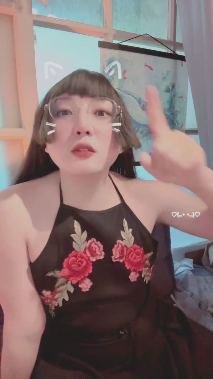  : 盯著你看！快來感受這波超入戲的情緒張力 🔥 #互動 #女友視角 #情緒推進