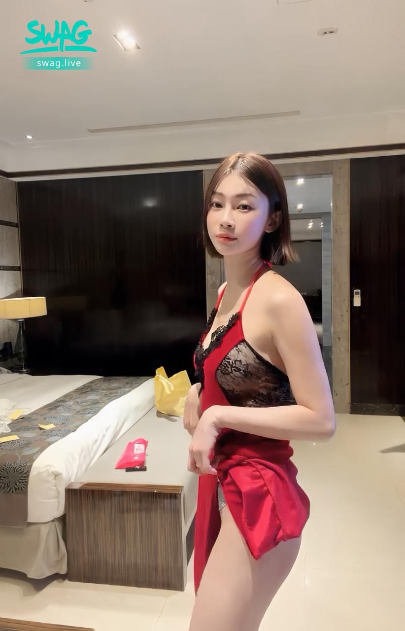 olivia__ : 📍摩鐵研究社
👀果果這套…可以嗎?🫣😳