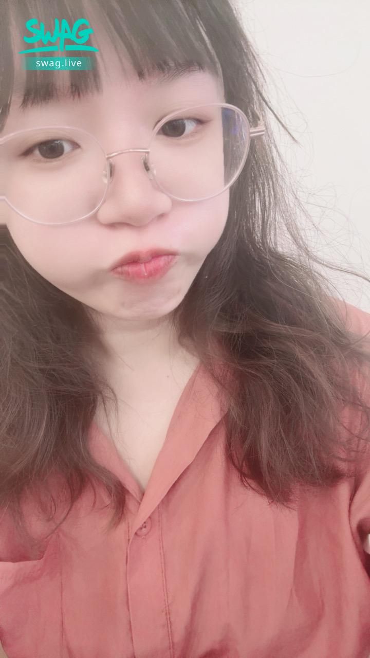 chenxi__ : 看得出來是什麼情緒嗎?Babe