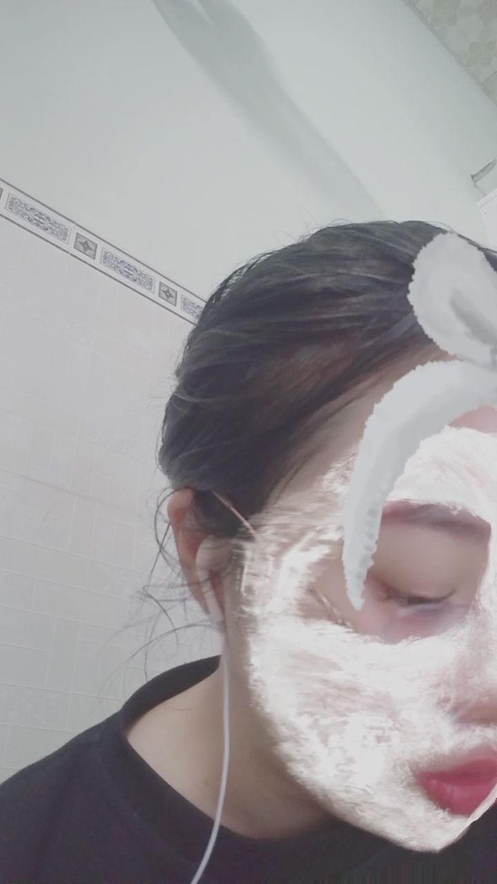  : 再靠近一點看看... 👀✨ #特寫 #眼神交會 #直播精華 #口罩正妹