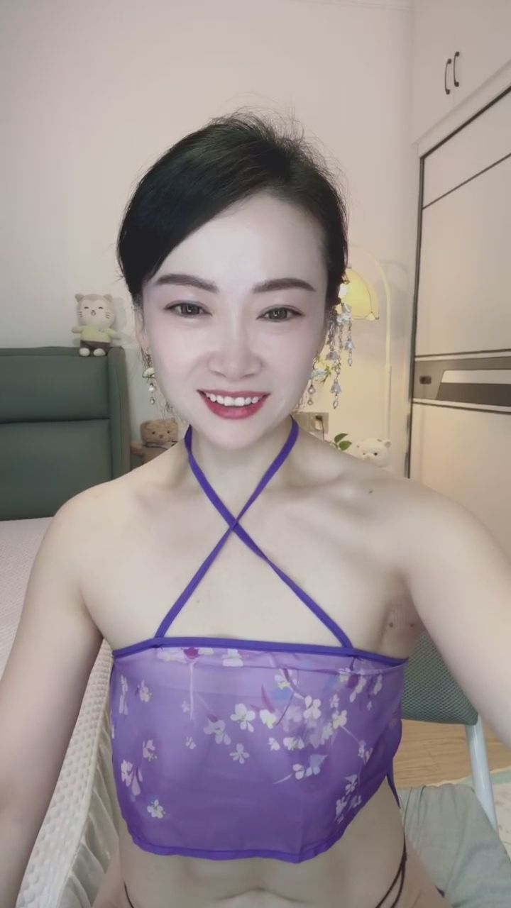  : 看到這笑容，心情是不是也跟著變好了呢？💕 #甜美 #日常互動 #笑容