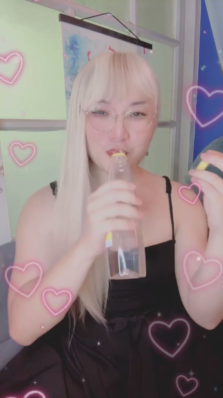  : 餵你吃一口好嗎？深夜的甜點時間🍰✨ #深夜食堂 #女友視角 #甜美