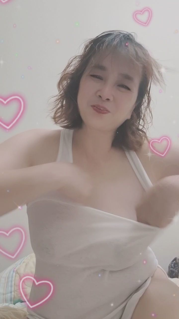  : 溫柔的私語只是前戲，接下來的熱情你受得了嗎？🔥 #性感主播 #挑逗 #深夜福利