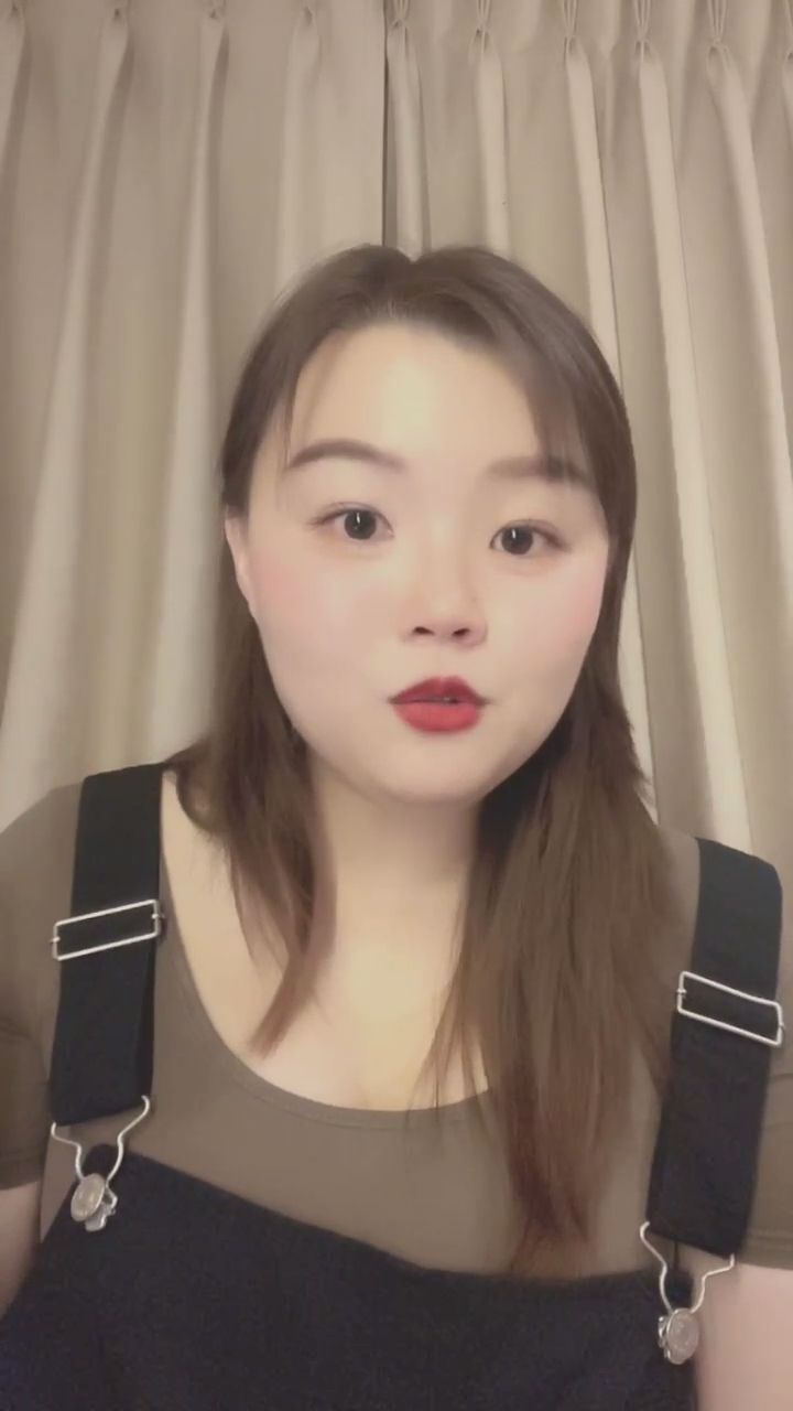 falunbangkok : 泰國各地區女生都有不同的特色😍 #熱情 #笑容 #高能時刻