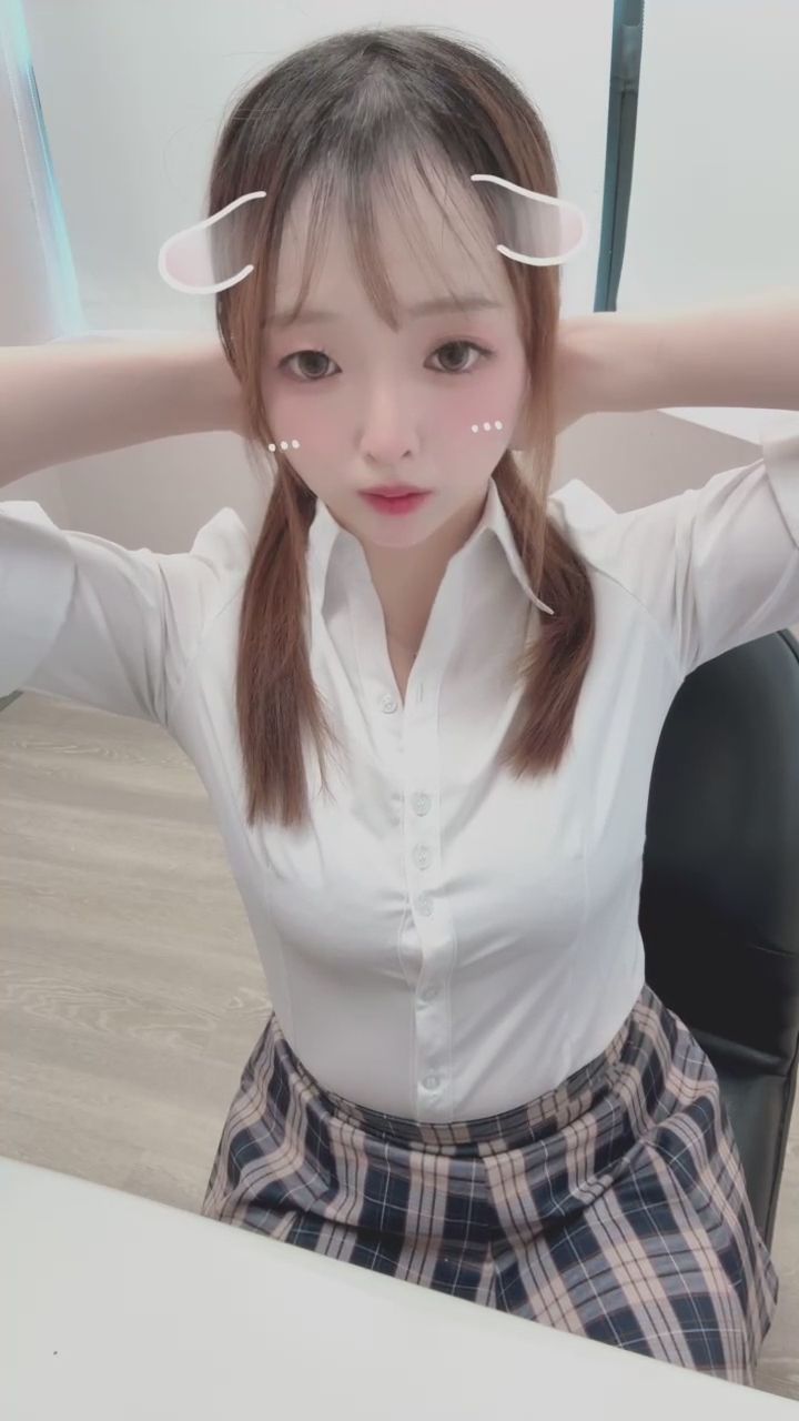  : 散髮變雙馬尾的過程，有抓到你的心嗎？🎀 #制服 #雙馬尾 #清純