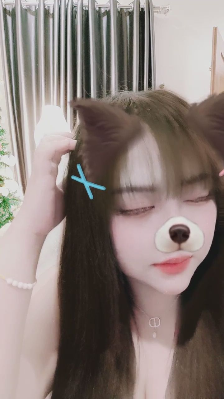  : 自信的撥髮與溫柔手勢，誰能抗拒？💖 #撥髮 #氣質 #互動