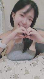 yoda0_02 : 你的愛心我收到了!❤️ 最後的害羞微笑太可愛啦~ #愛心發射 #甜美日常 #反差萌