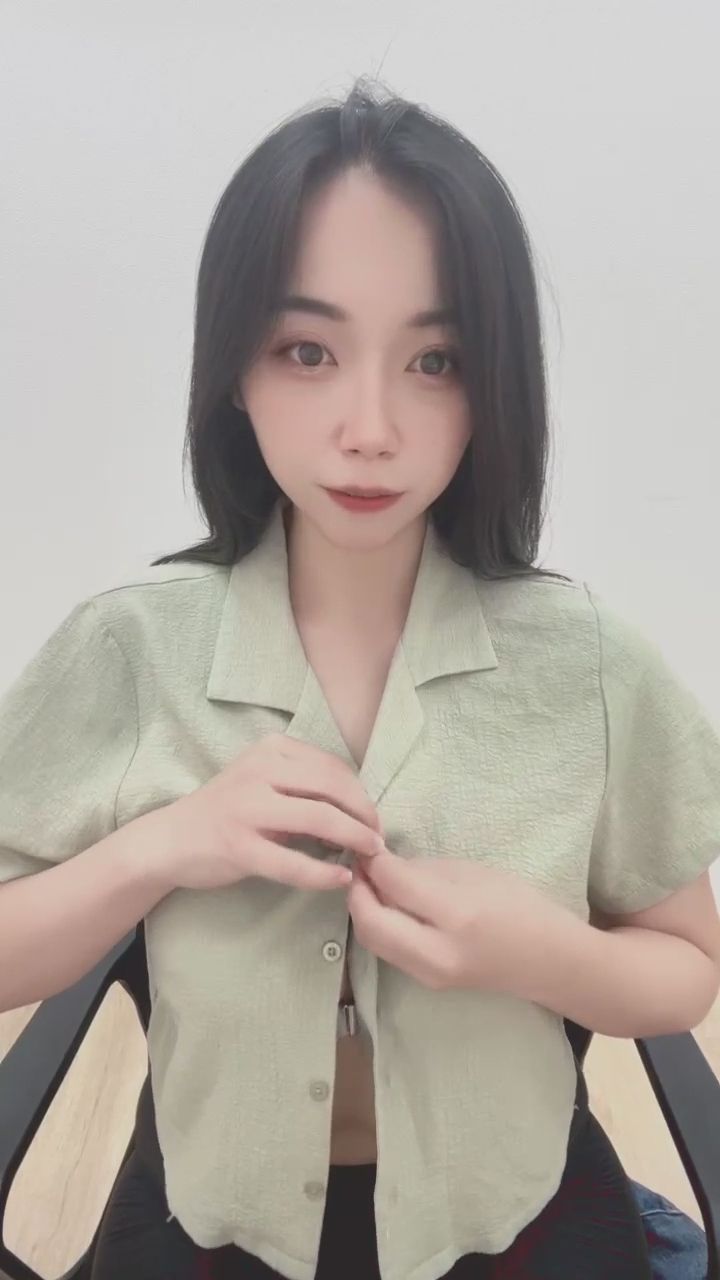 maru_77 : 這招脫內衣的技巧,你學會了嗎?😳✨ #性感穿搭 #私密分享