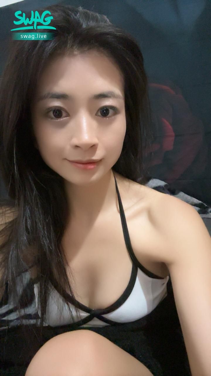 yiyiya520 : 每天開播時間八點上播哦