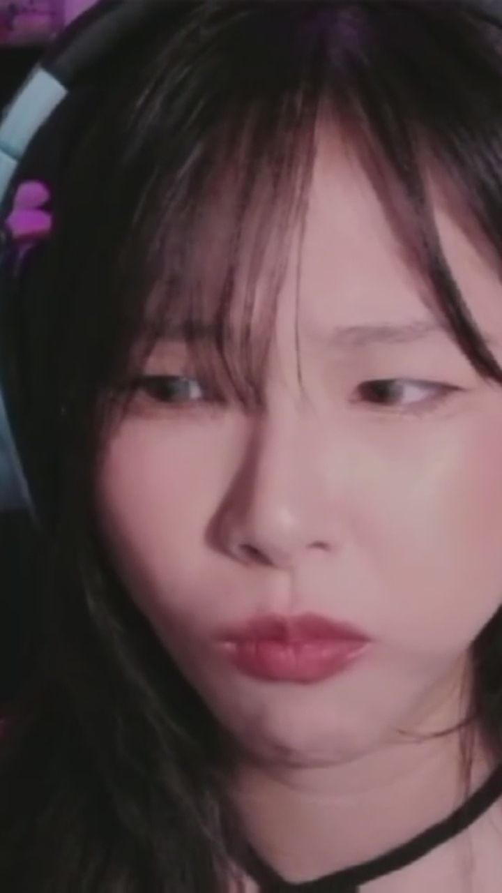 yt1435 : 不是快樂倉鼠🐹吃到不好吃的刈包了
 #吃貨日常 #近距離特寫