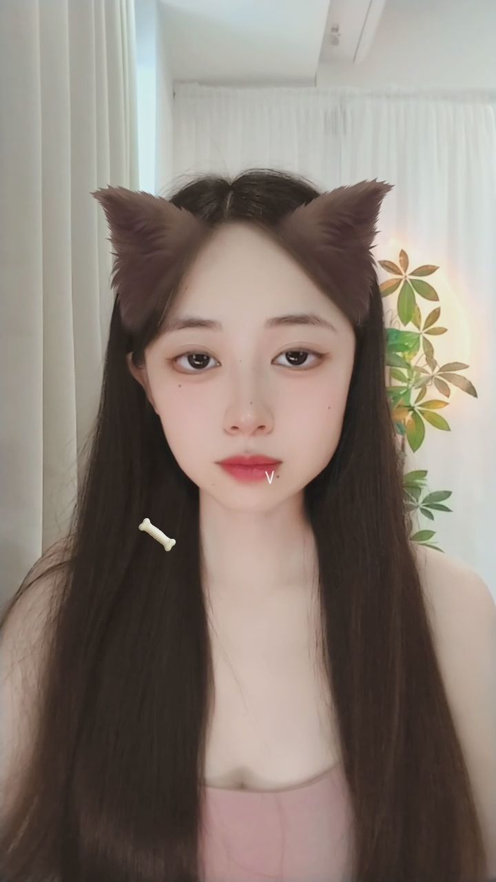  : 這記調皮的貓耳眨眼，你有被撩到嗎？😻✨ #貓耳 #性感 #甜美 #女友感 #放電