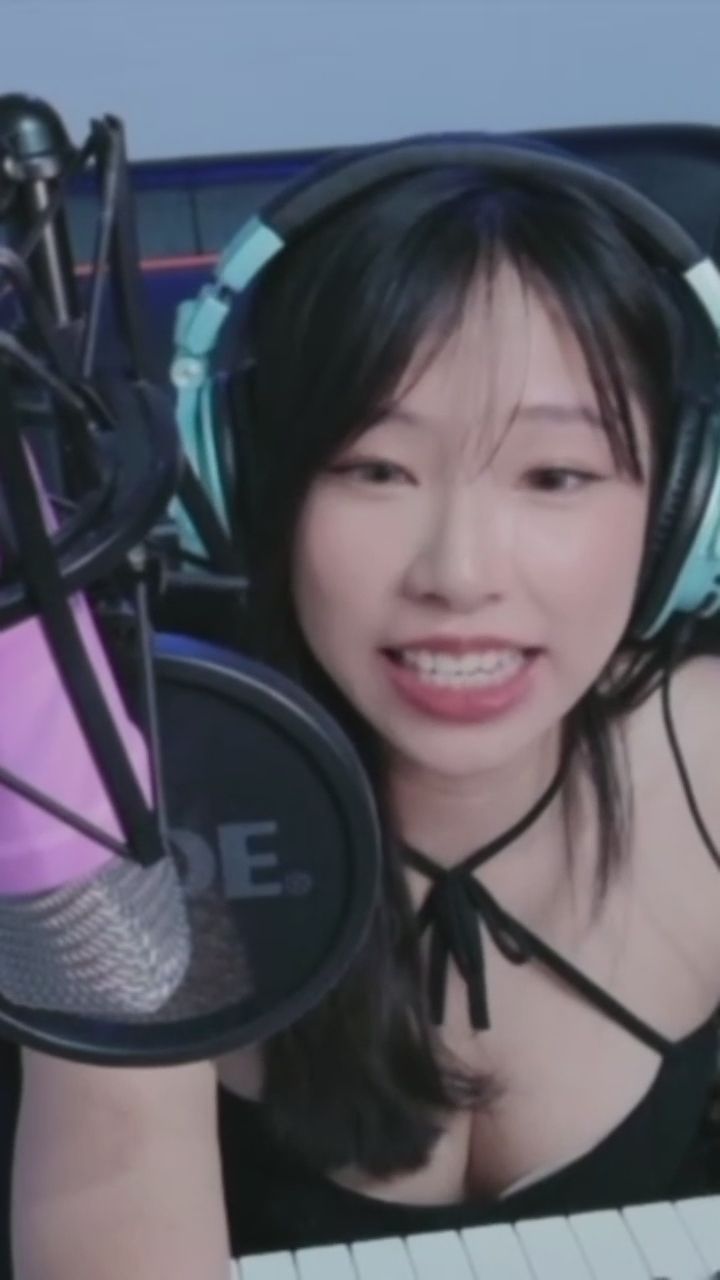 yt1435 : 人家是叫是RM！！！！！！
 #甜美 #笑容 #直播 #心動 #高能量