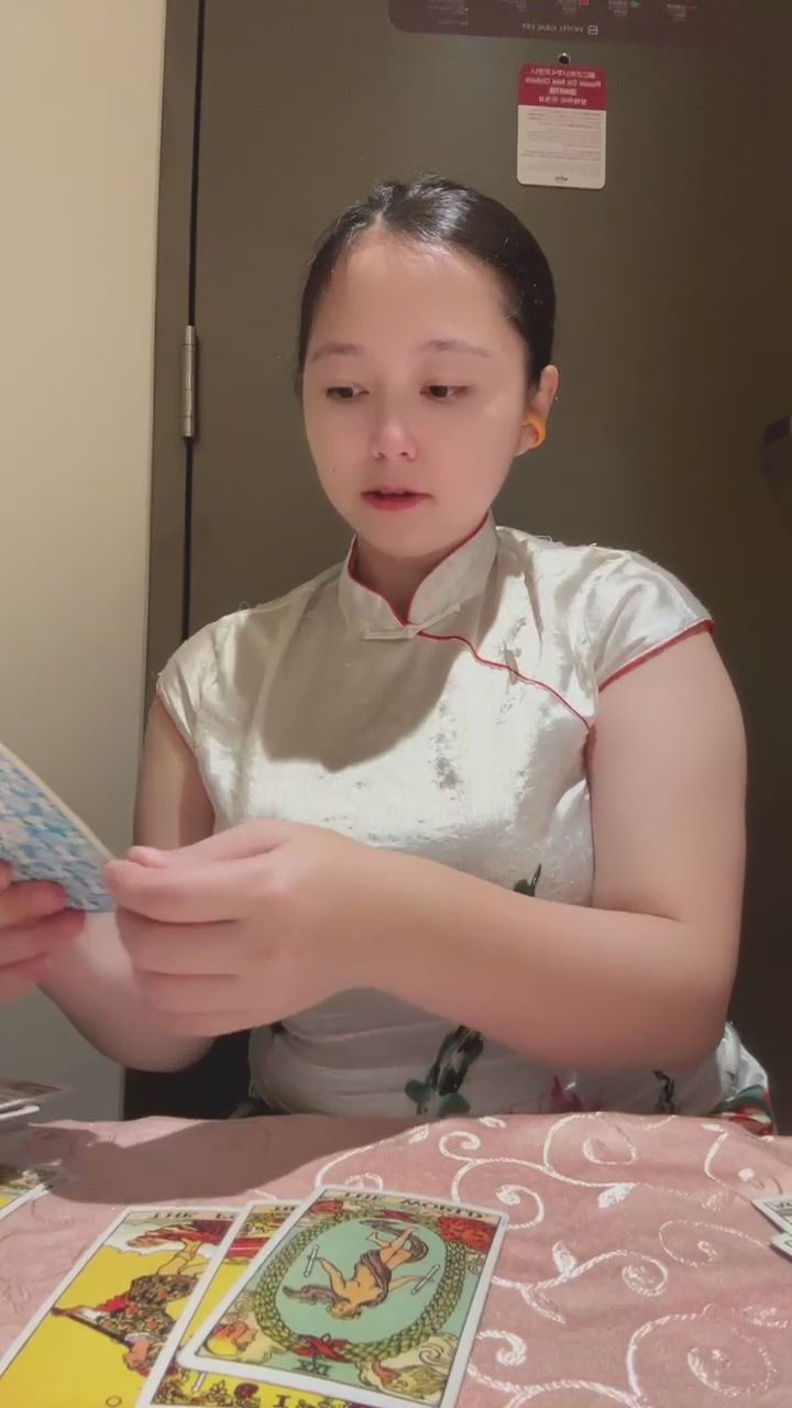  : 看到這個結果，我也為你感到開心！快來接收滿滿的好運能量🎉🔮 #塔羅占卜 #好運 #氣質美女