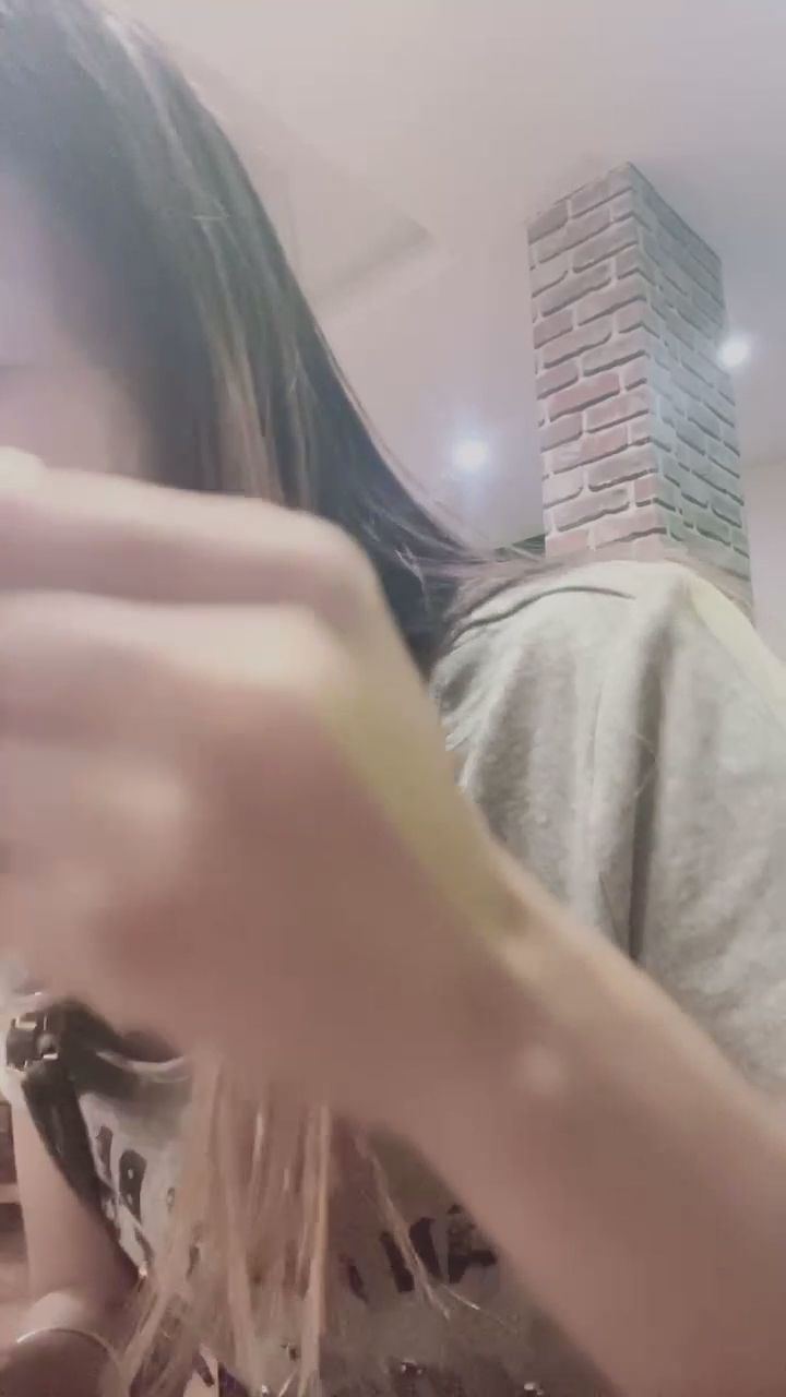 537h : 誰能抗拒這治癒的笑容？一起來共進晚餐吧！🍽️💕 #日常 #治癒系女孩 #心動瞬間 #女友感