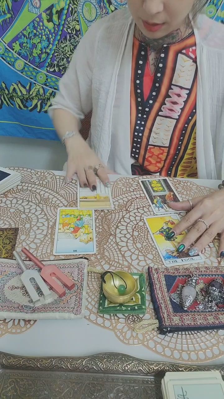  : 時間: 今晚9/16(三)22:00-24:00
主題直播: 下週要把握什麼好運勢及開運塔羅指引呢？
目標:達1萬鑽
聖杯九出現了！這張牌代表著你的好運與願望成真，快來看看你的專屬指引！🌟🃏 #塔羅占卜 #好運 #神祕學
揭曉命運的瞬間！哪一張牌代表了你的心聲？跟著節奏一起看下去。🔮✨ #塔羅解密 #命運 #占卜師