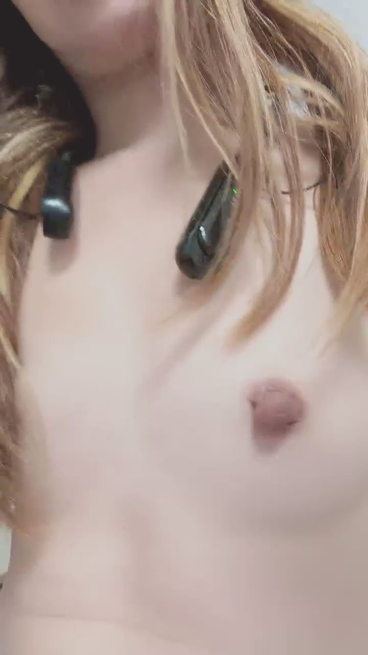  : 從褪去內衣到全裸展示，無法移開視線的私密挑逗 👀🔥 #全裸 #性感 #私密特寫