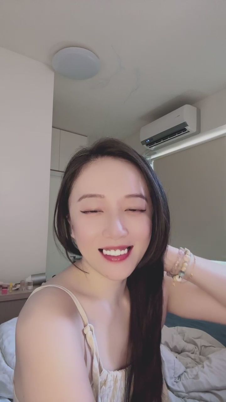  : 這抹笑容有沒有甜到你心裡？✨ #甜美 #日常 #心動瞬間Babe