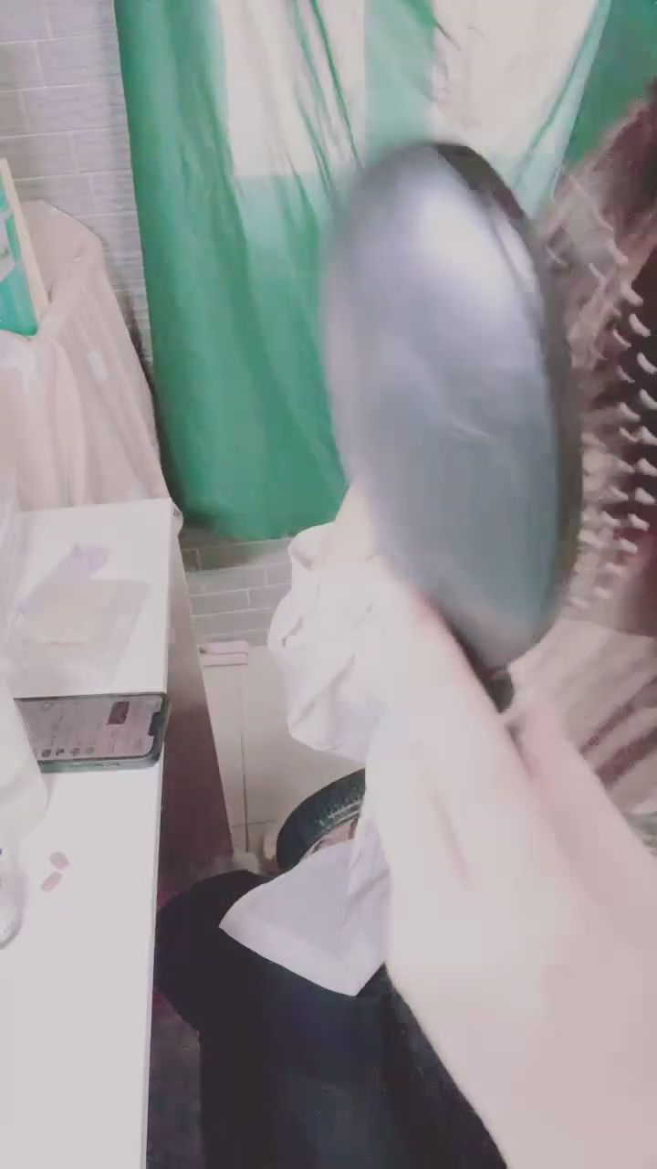  : 靠近一點，有看清楚我的刺青嗎？ 👀 #刺青女孩 #日常視角Babe