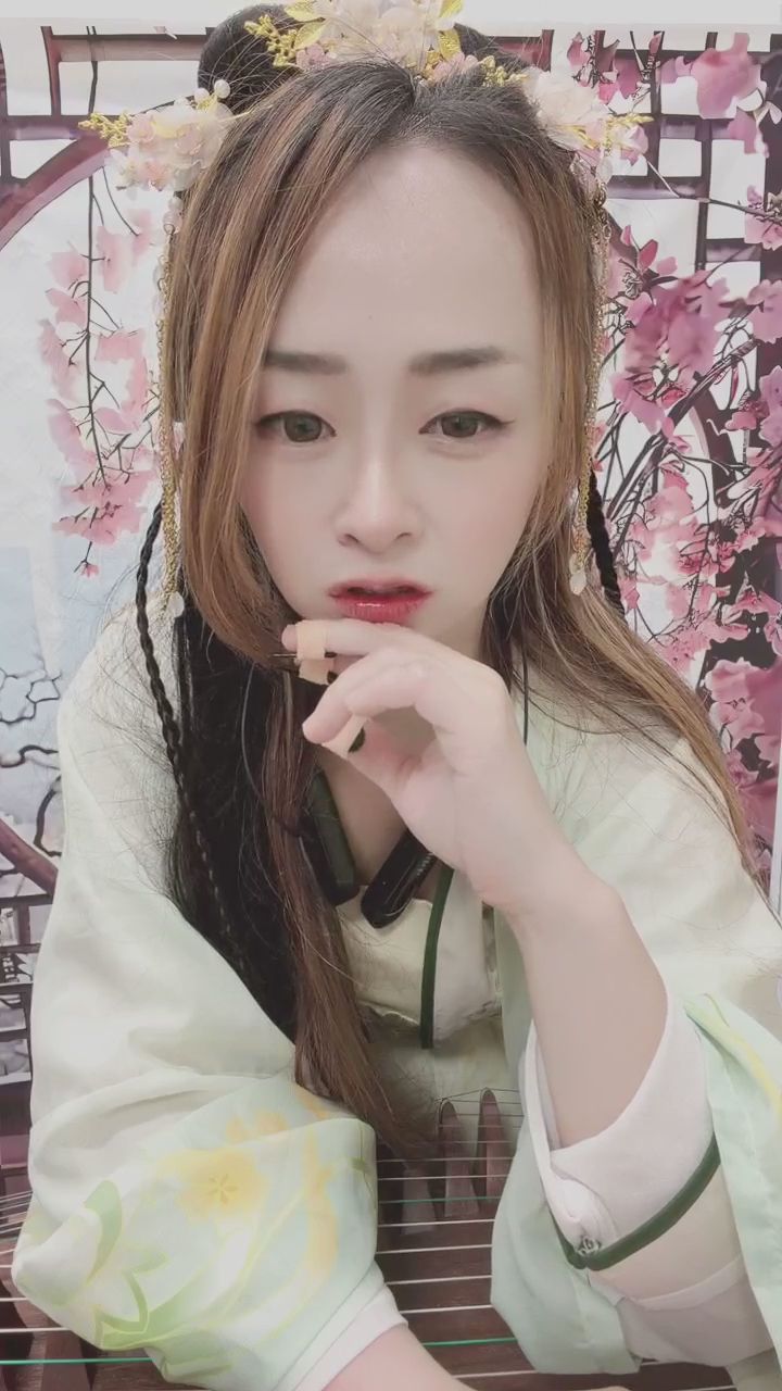  : 這眼神誰受得了？近距離心動互動太撩人啦！ #漢服 #古風 #心動