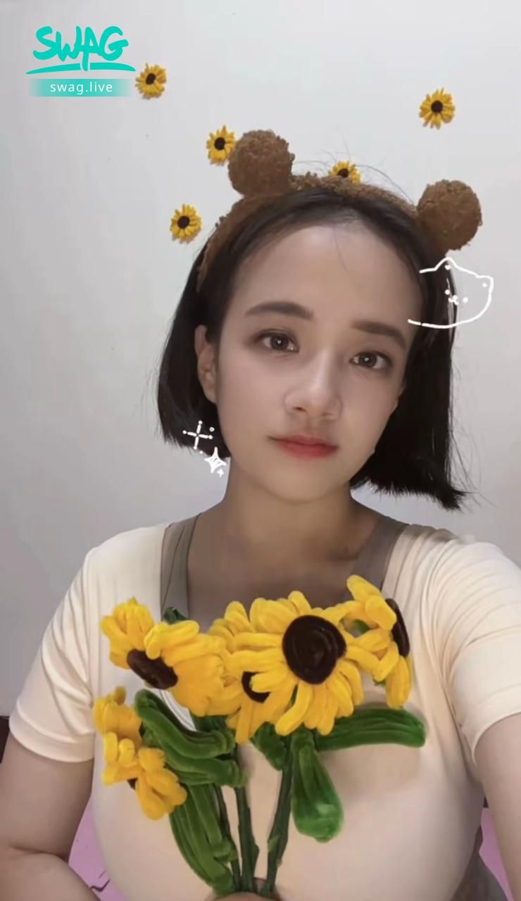 wenwen.0910 : 時間：9/19（六）14:00-16:00
主題：抒情歌
目標：達1萬鑽
達標就：挑戰唱台語歌