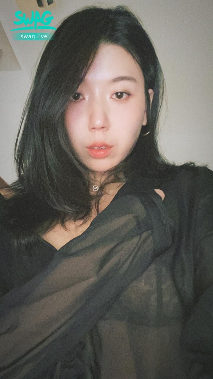 mimi_333 : 9/28(一) 22:00 居家女友
66w台語教師
#主題直播

搜集活動禮「月來月色」
搜集到整套活動禮我有額外獎金！！
💰🤤
來線上幫我搜集！
時間跟不上的可以先私訊我😁