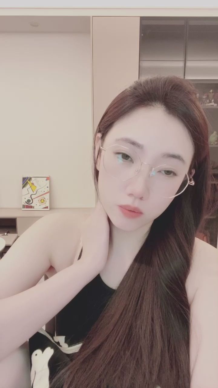  : 這波愛心狙擊你感受到了嗎？💖 #甜美笑容 #心動瞬間 #直播精華