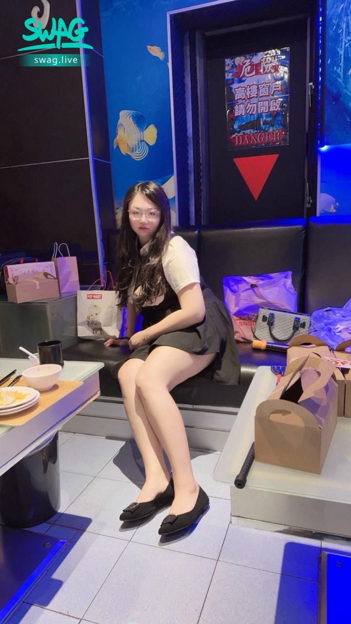 mei101010 : 哥哥們一起唱歌🎤囉💕💕