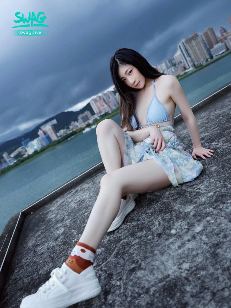 livybaby : 海邊拍腿、可可愛愛、笑一個