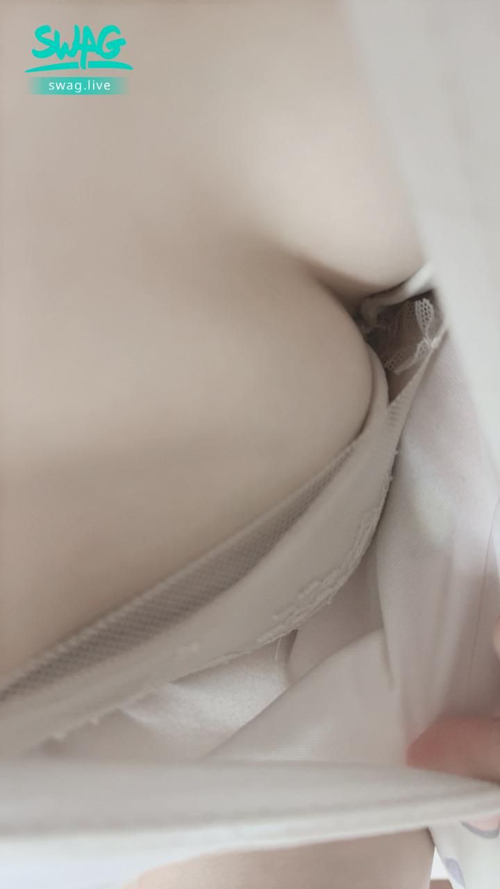  : 近照😍偷窺視角😈好害羞🥲 有發現什麼亮點嗎😳😳