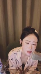 cla0173 : 聽,那是心跳的聲音嗎?🎤💓 #迷離眼神 #微醺 #誘惑