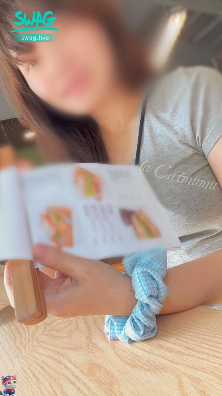  : 學長你特地來找我喔 開心耶
#catmumu #約會