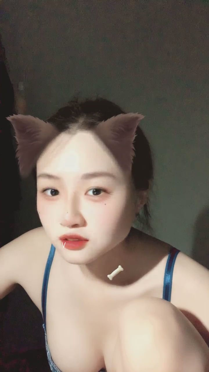  : 捕捉到一隻愛笑的小貓 💖 #甜美笑容 #貓耳 #反差萌