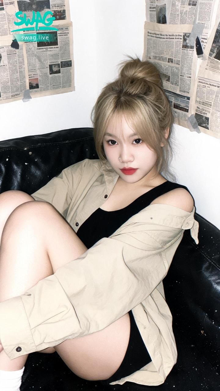  : Không cảm xúc....