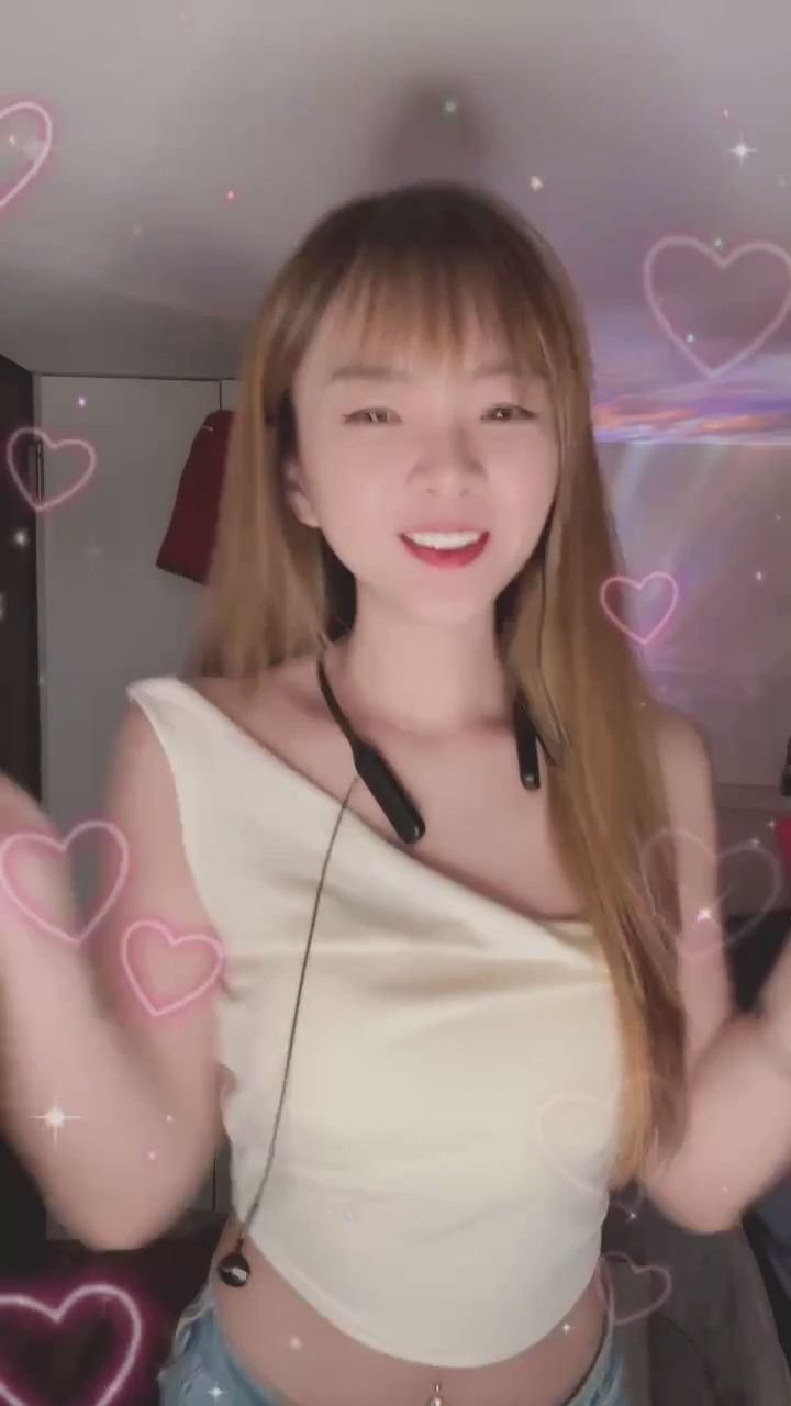 ccsusu : 不專業麥當勞大麥克舞🫶💖 #甜美放送 #心動警報