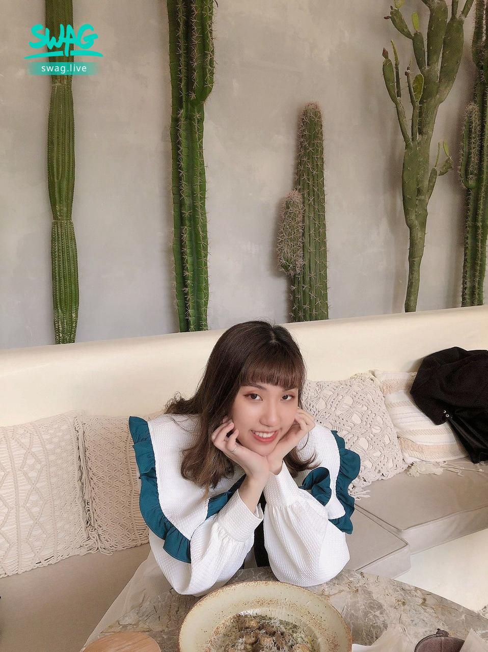  : 謝謝前天晚上來我首播的寶寶們🥰
跟你們聊天跟互動我非常開心
這幾天如果你們有空的話也希望你們可以來找小羽玩~💗
#新人#生活#唱歌#露臉#流量