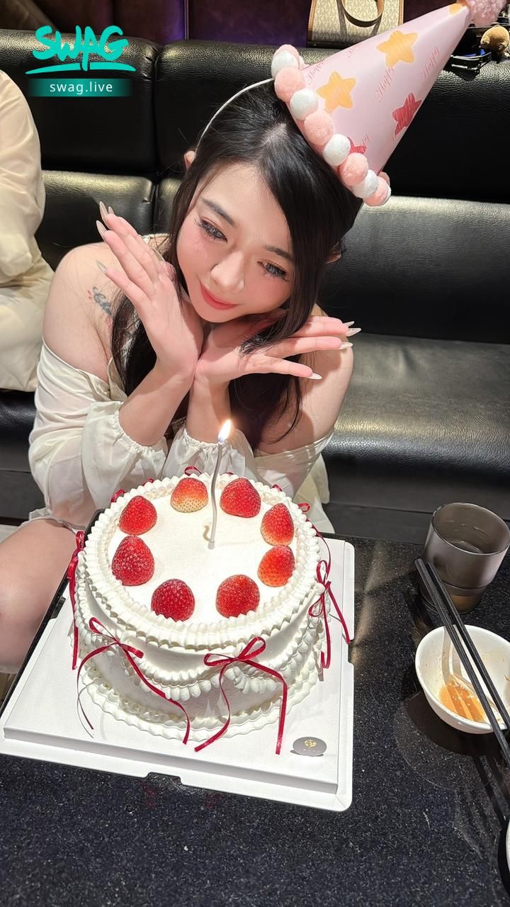 qaz1994_ : 謝謝妳們 超愛妳們💖
也希望我們都可以一直這麼好🫶🏻🫶🏻🫶🏻