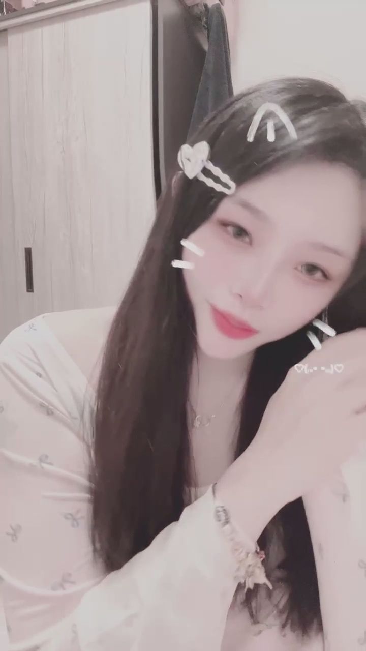  : 這個笑容只為你保留喔～🥰✨ #甜美 #心動 #女友感