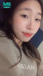 chloe_0915 : 每次那個快來的時候最有自信😂因為奶會脹哈哈哈~但慾望也會變強😈Babe你可以幫我嗎? #私訊 #可愛 #露臉 #日常 #生活 #性感